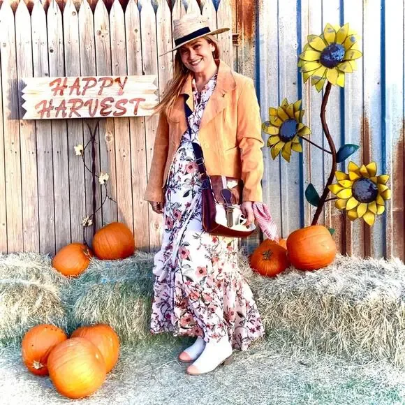 Sharon Young Orange Genuine Suede Western Cowgirl Jacket, size M - Picture 2 of 6